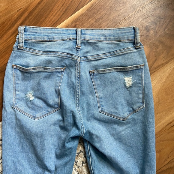 High Rise Jeans - Picture 3 of 3